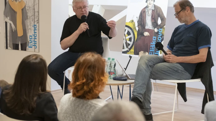 Fotografie z debaty s Pavlom Kosatíkom