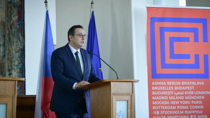 Minister Lipavský ocenil prácu Českých centier pri príležitosti ich tridsiateho výročia