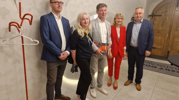 Delegace Výboru pro vědu, vzdělání, kulturu, mládež a tělovýchovu Poslanecké sněmovny ČR navštívila Český dům