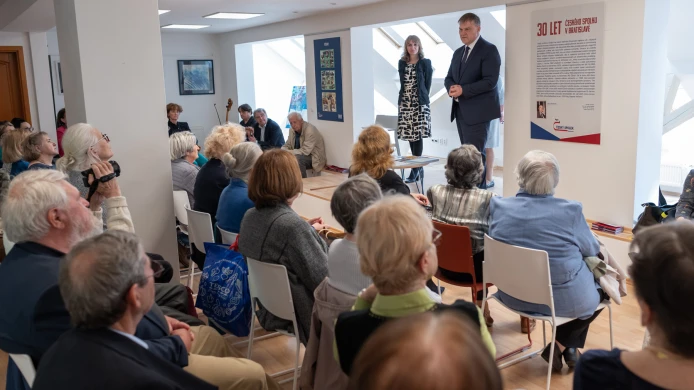 Vernisáž výstavy 30 let českého spolku v Bratislavě