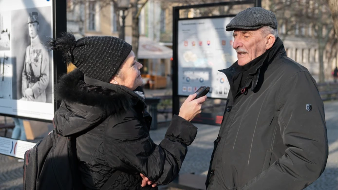 Slavnostní otevření výstavy Česko) (Slovenské okamžiky v Bratislavě na Hviezdoslavovom náměstí