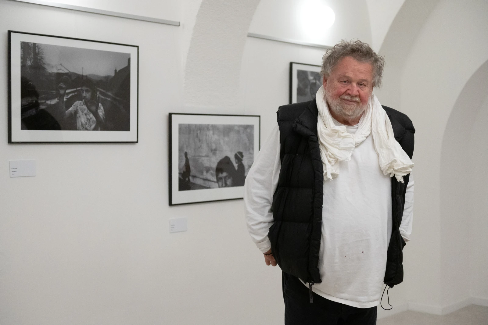 Fotografie z otvorenia výstavy Antonín Kratochvíl: Z očí do očí | Eyes to Eyes