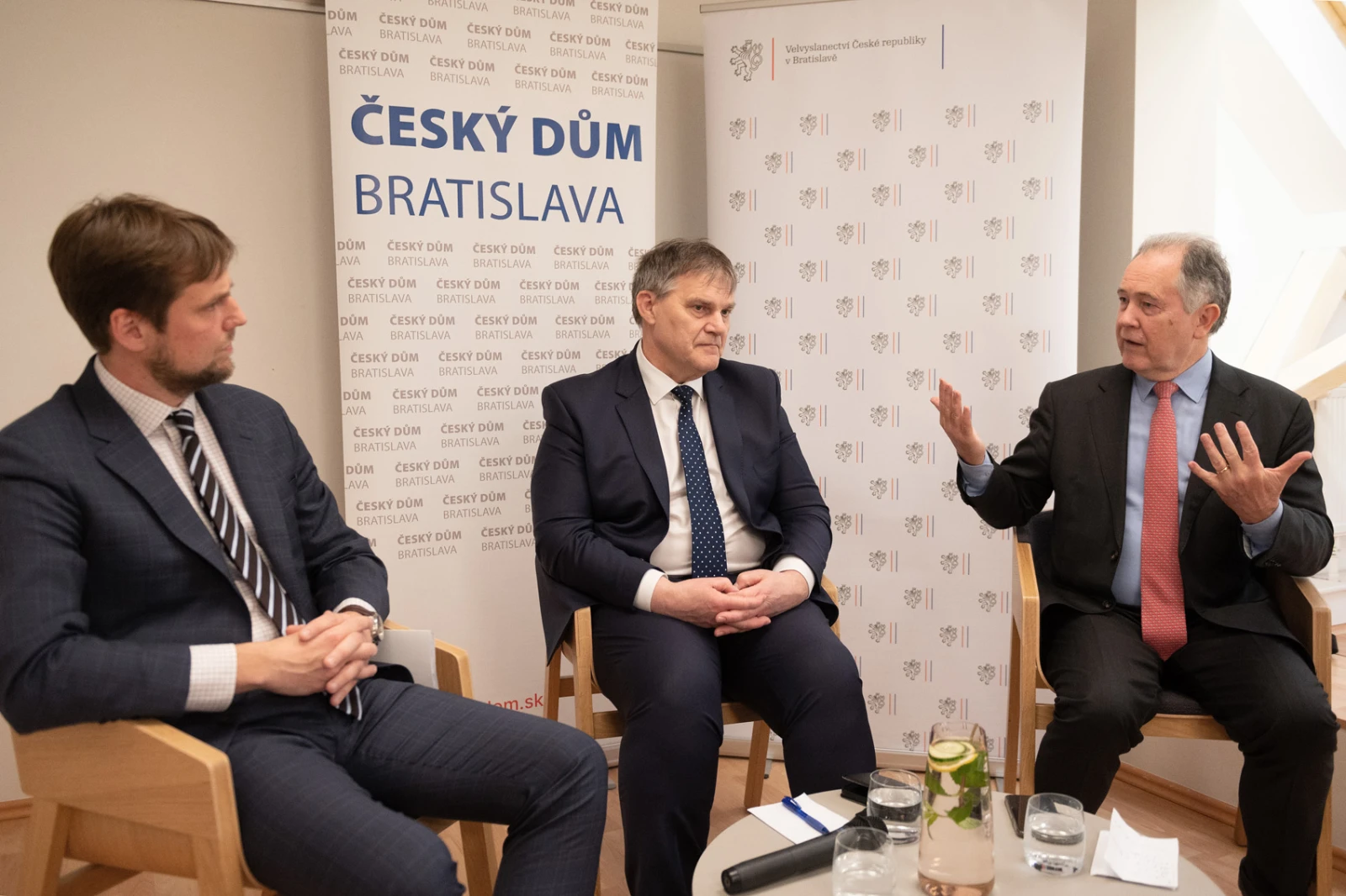 Střední Evropa v NATO: Společně jsme silnější