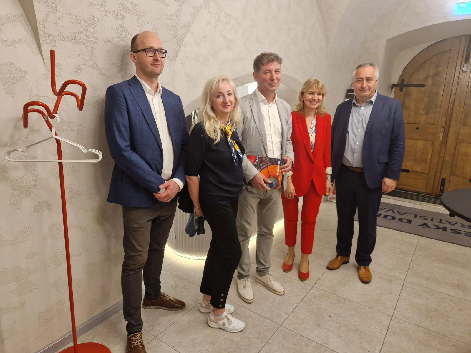 Delegace Výboru pro vědu, vzdělání, kulturu, mládež a tělovýchovu Poslanecké sněmovny ČR navštívila Český dům