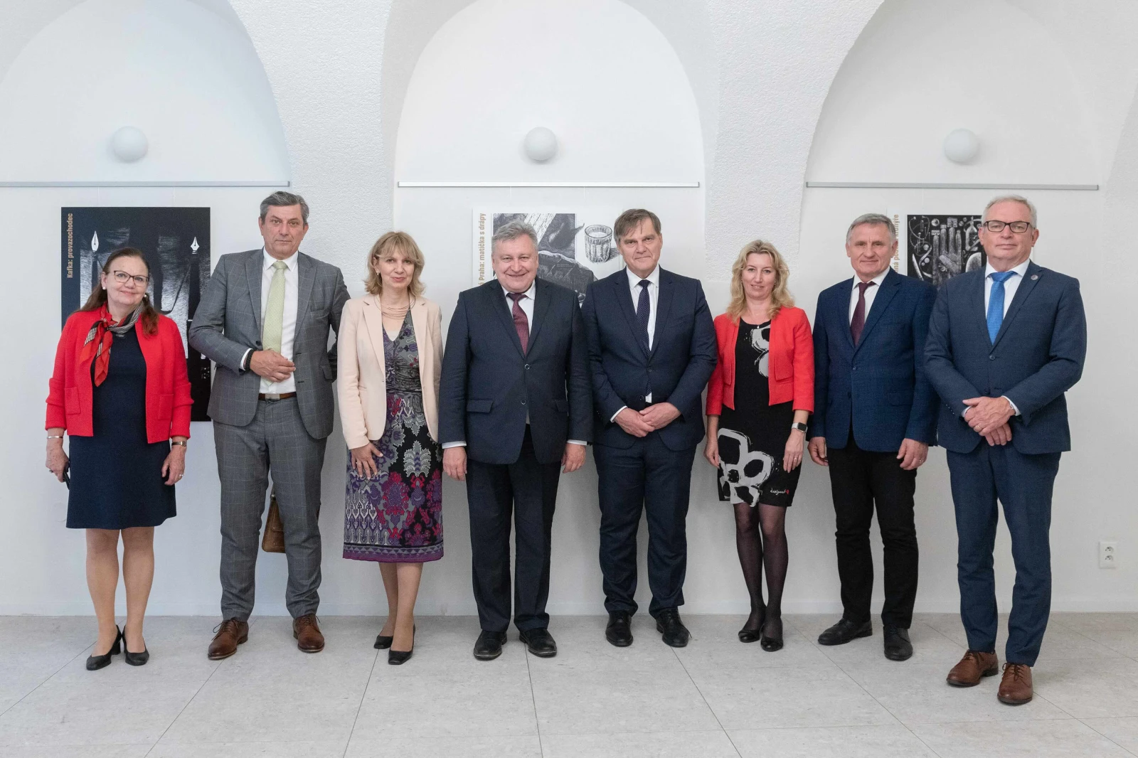 Delegace Výboru pro záležitosti Evropské unie Senátu ČR navštívila Český dům
