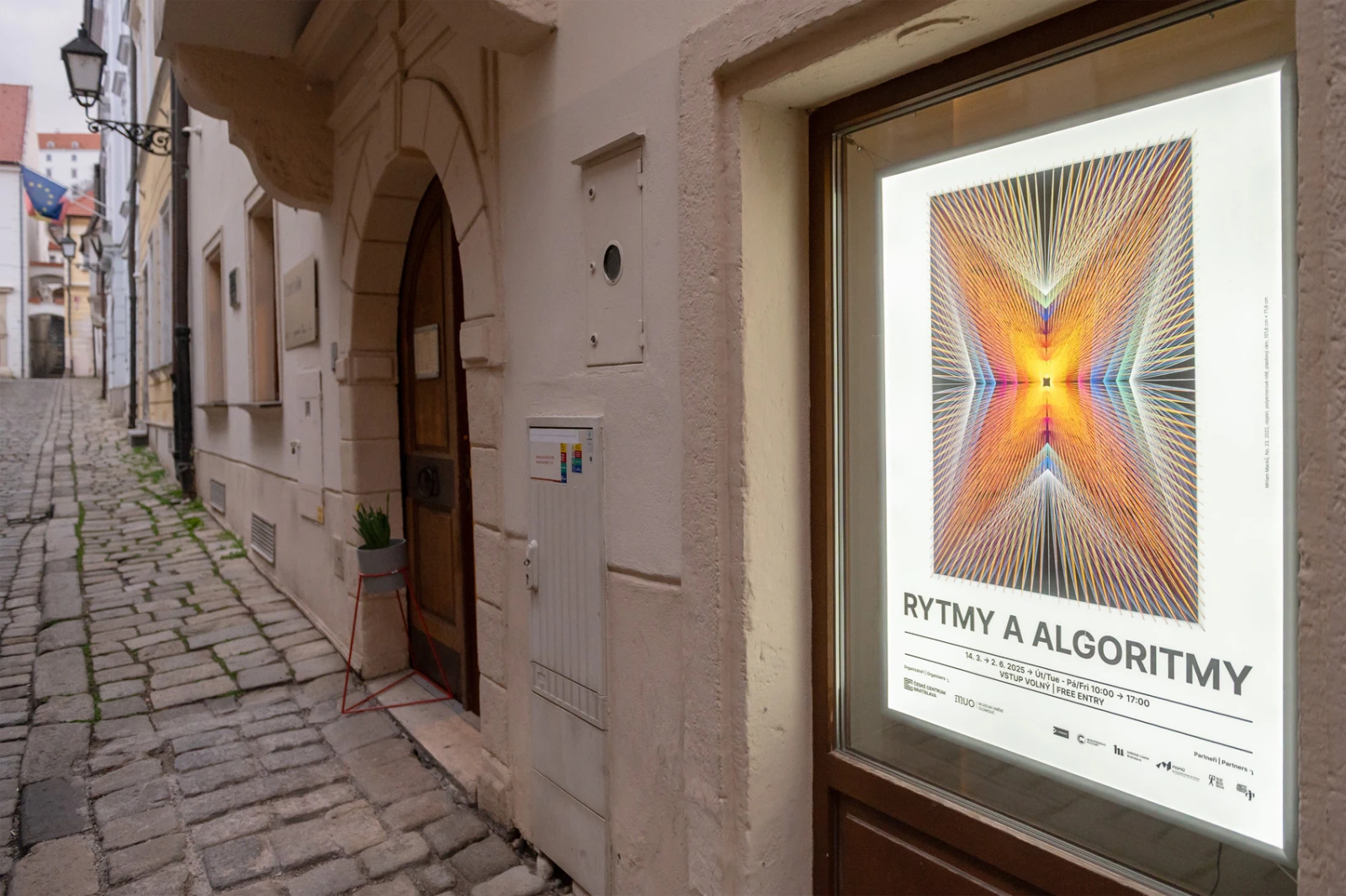 Vernisáže výstav: Rytmy a algoritmy, Prostor tvořený liniemi