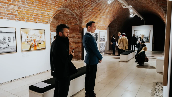 Expoziția Collectives se va muta în curând de la Timișoara la București