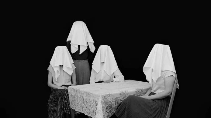 Výstava fotografií Terezy Zelenkové ve V&A