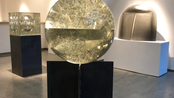 Stanislav Libenský & Jaroslava Brychtová in Heller Gallery