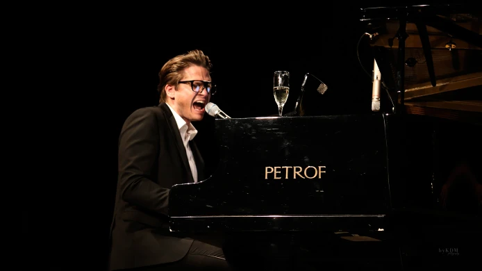 Photographs from the concert of Ondřej G. Brzobohatý in Czech Center New York