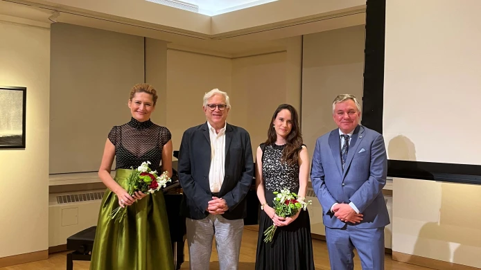 Photo Flash: Pics from our evening dedicated to Soňa Červená