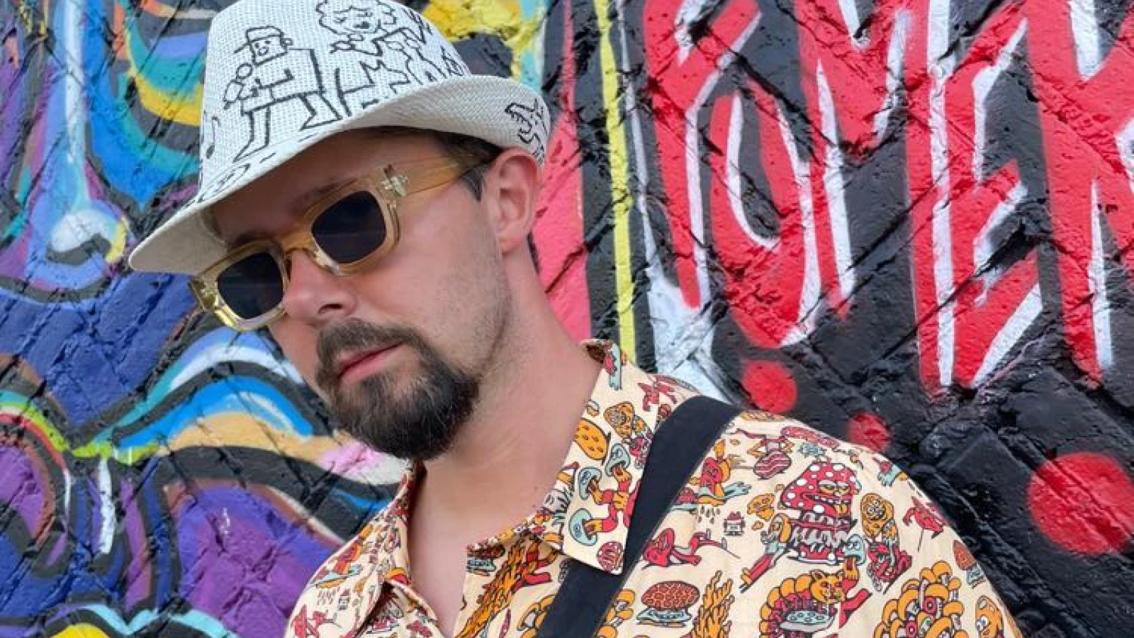 Inspirován New Yorkem: Videoprojekce Pavla Lišky na střeše BNH