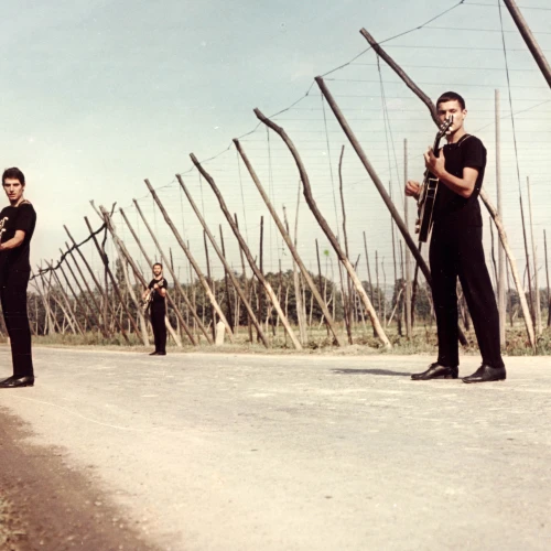 Summer Rooftop Movies: The Hop-Pickers