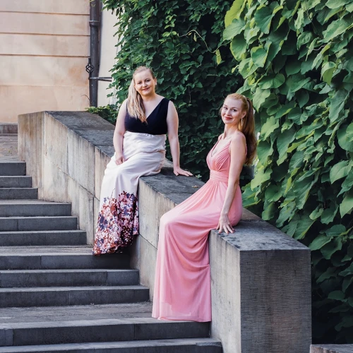 Favorite Songs and Arias of Czech Prima Donnas: A Narrated Concert