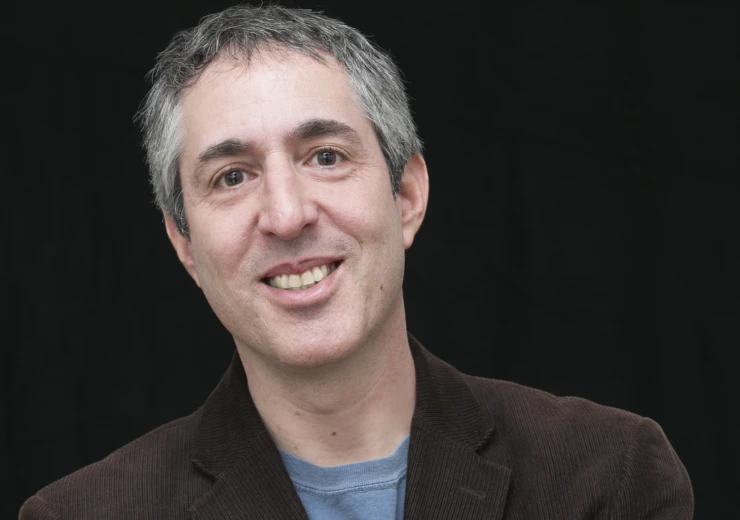 alex-zucker-portrait.png