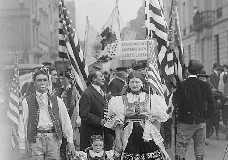 esky-pruvod-1917.jpg