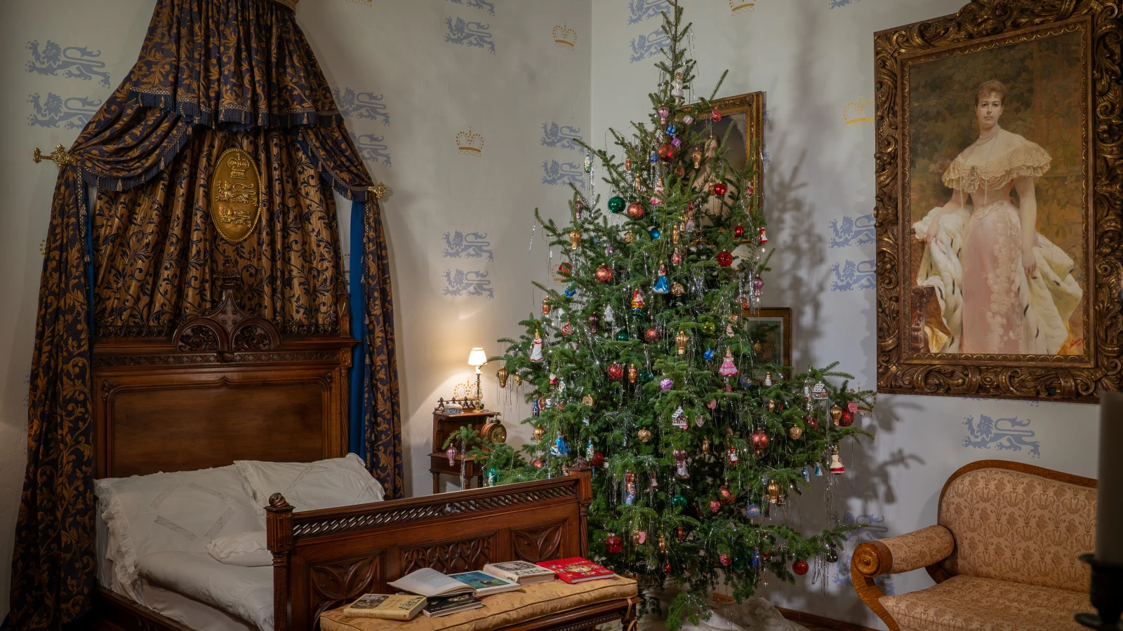 The Story of the Christmas Tree