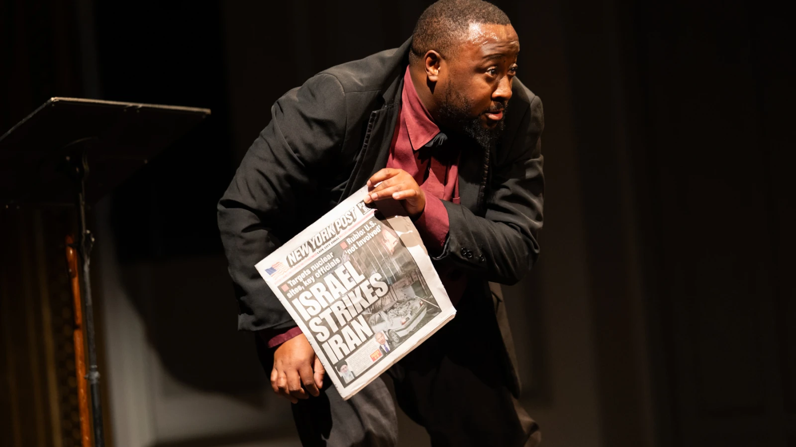 Kafka’s Ape, a Captivating One Man Show of Physical Theater