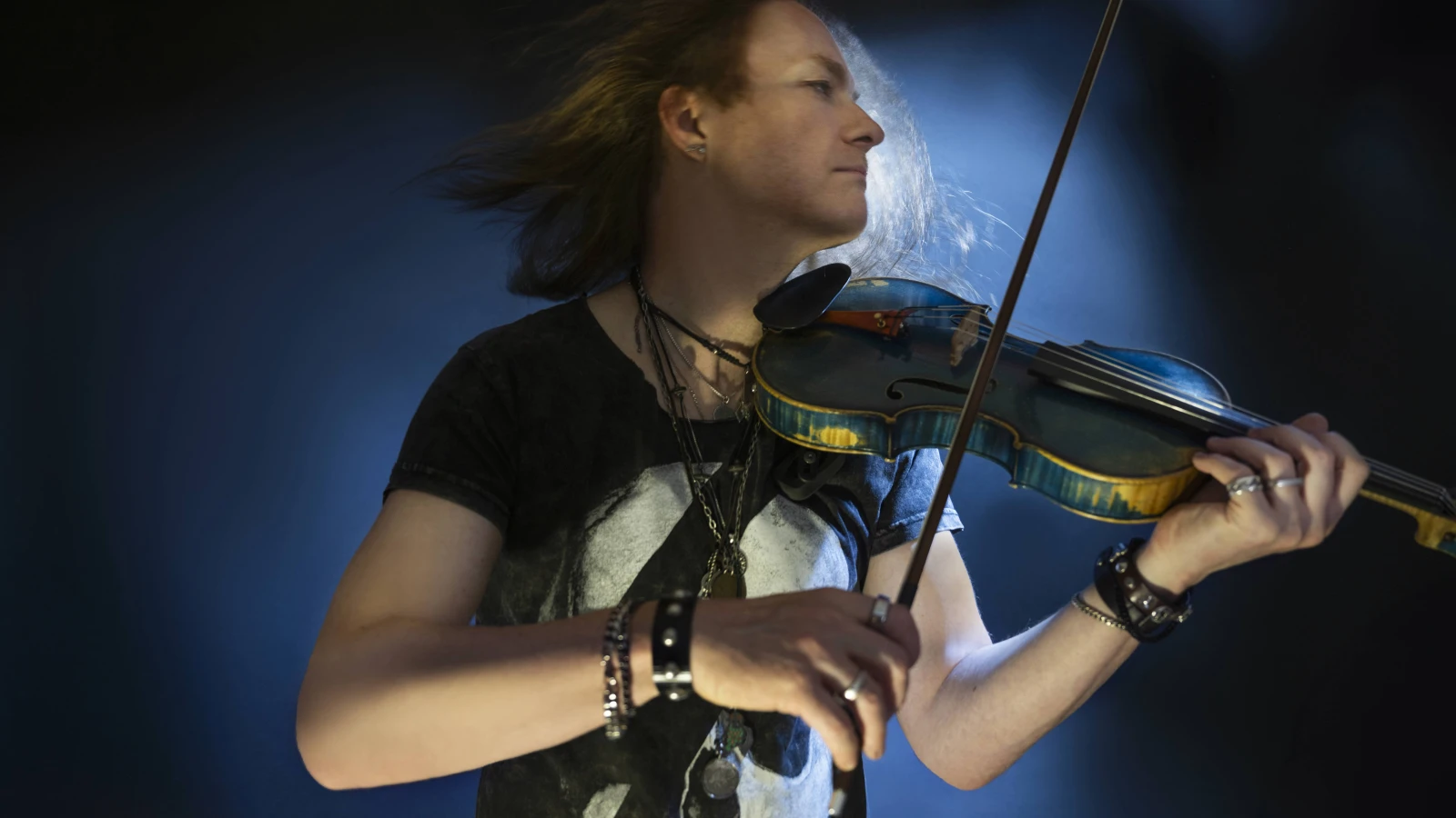 Pavel Šporcl: Rebel with the Blue Violin