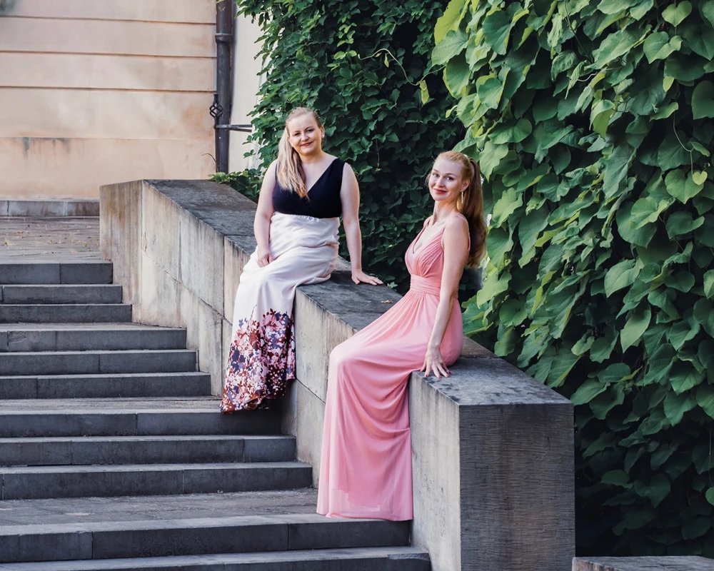 Favorite Songs and Arias of Czech Prima Donnas: A Narrated Concert