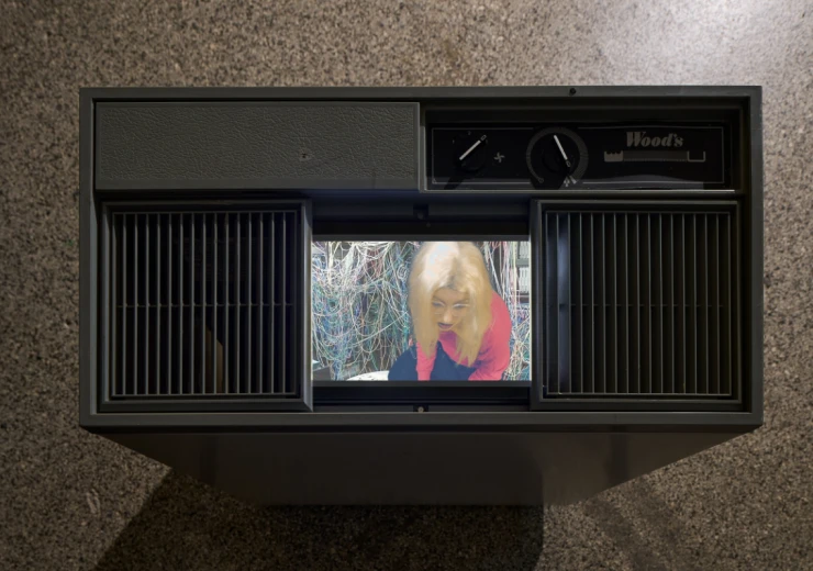 anna-cernikova_covered-in-grease-still-running_etc_ph_jan_kolsky_11.jpg