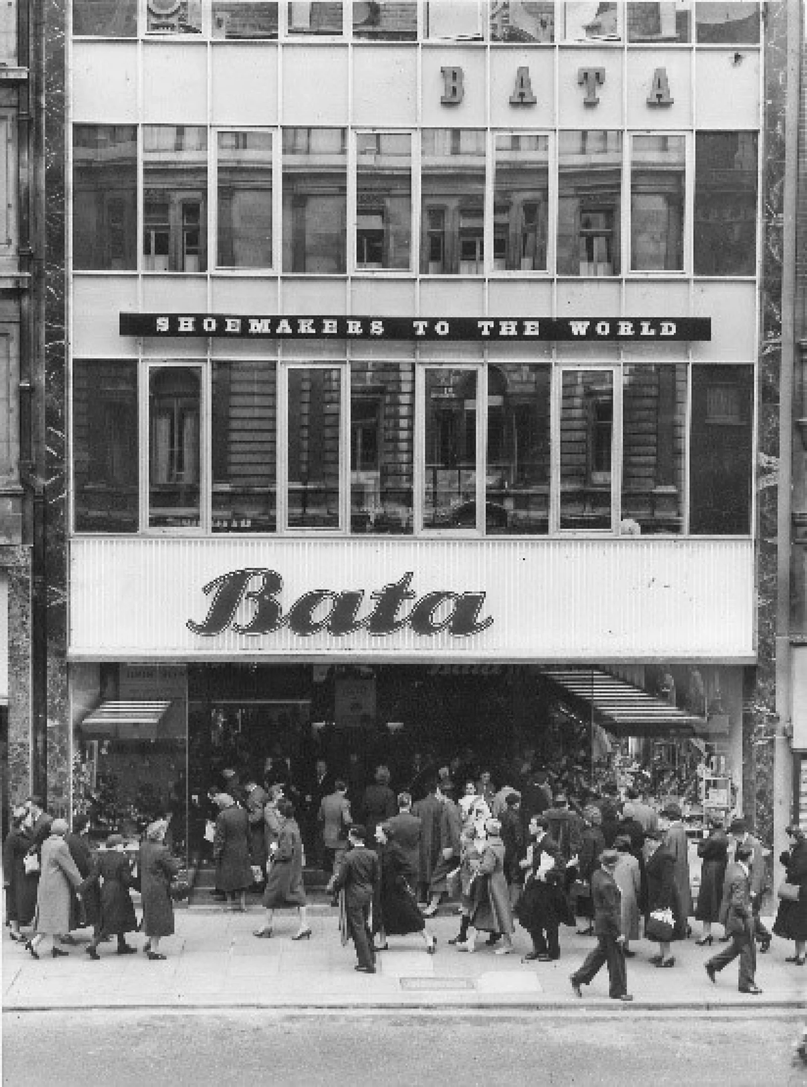 Baťův obchod na londýsnké Oxford Street © Bata Heritage Centre