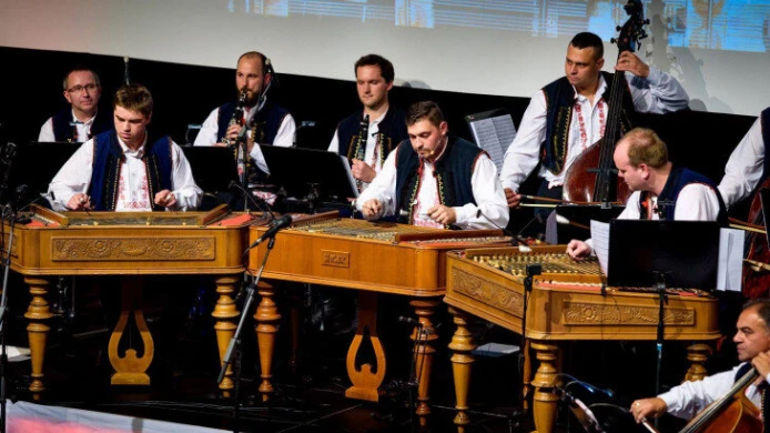 Cimbálová muzika Harafica slavila úspěchy v Americe, v Českém centru New York krajany rozezpívala
