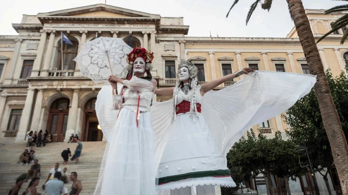 ŽIVA POPPY TEATRE na tvůrčí rezidenci na Akropoditi Dancefest ostrova Syros