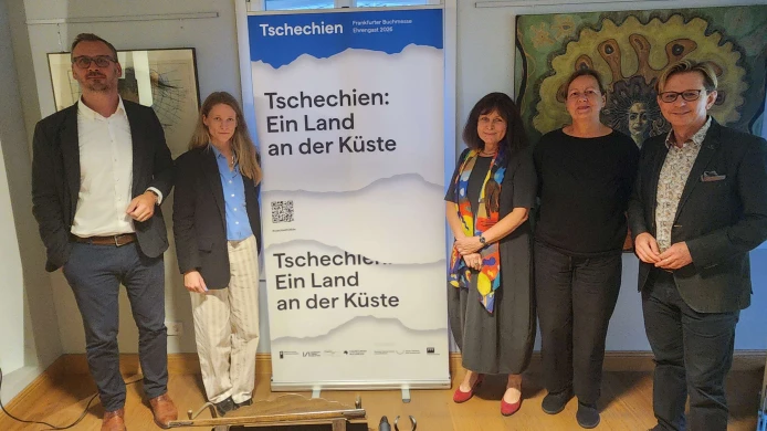 České centrum Berlín a České centrum Mnichov na Frankfurtském knižním veletrhu: dvě výstavy, diskuse o mladých překladatelích a KulturKvíz