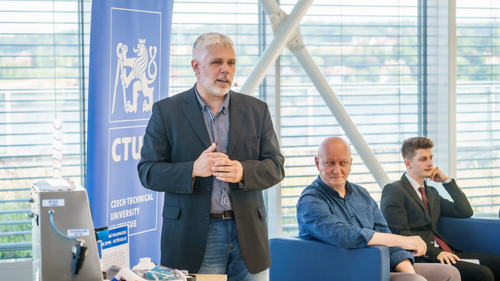 Česká věda do světa: Česká centra přinášejí záznam druhého Global Science Café