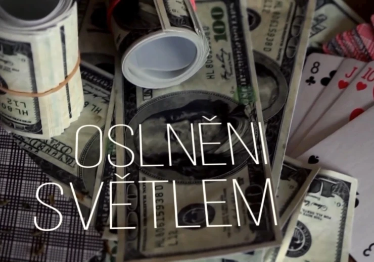 Jakub Żulczyk - Oslněni světlem (Polsko) Video: Veronika Holecová