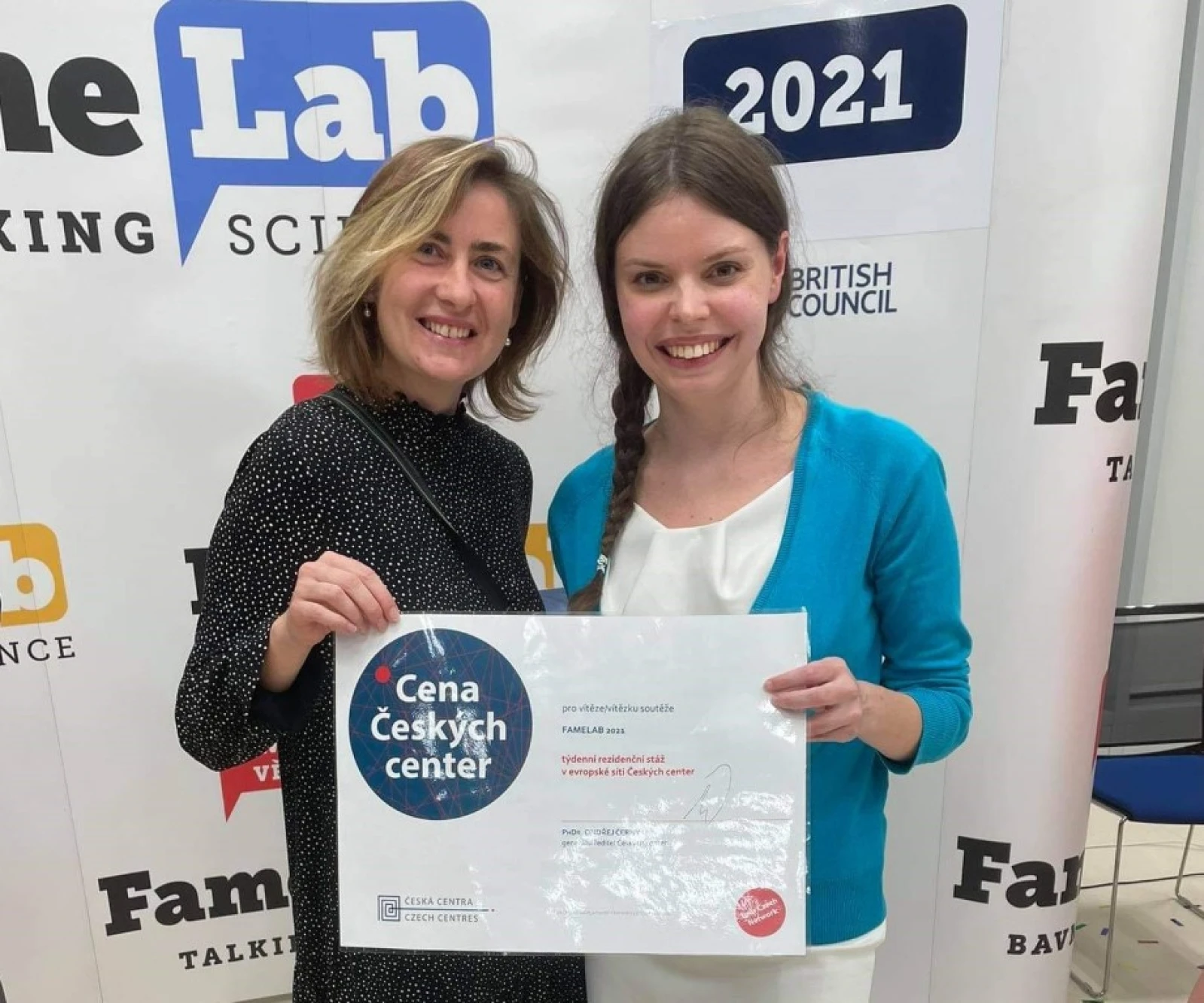 Kristýna Holanová získala cenu Českých center ve FameLab 2021 © Alena Kopečná