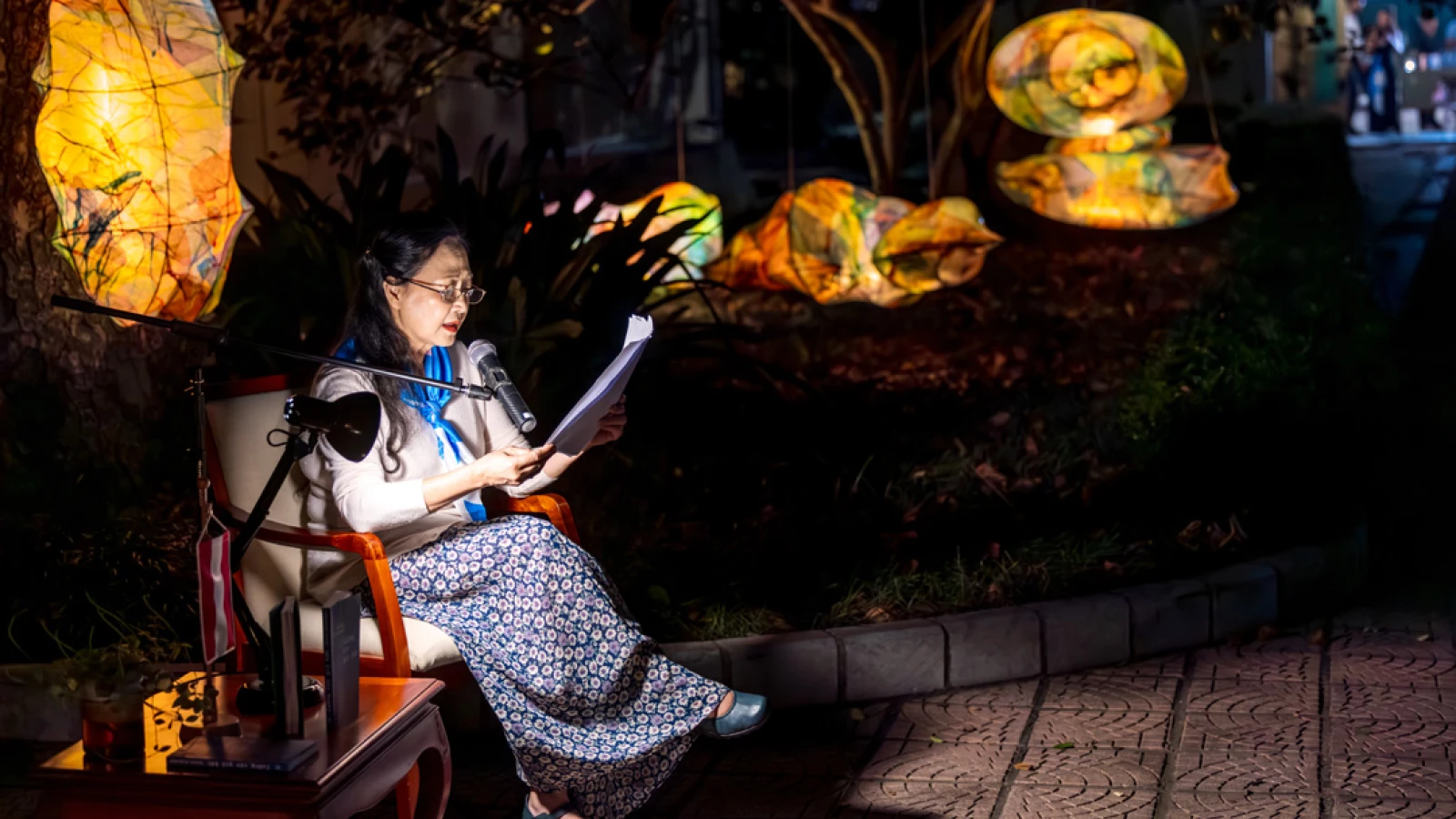 Noc literatury v Hanoji © Huynh Quyet
