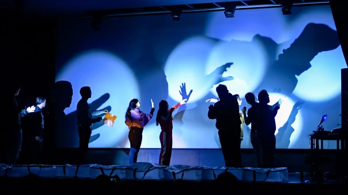 Quartieri di Vita. Life infected with social theater