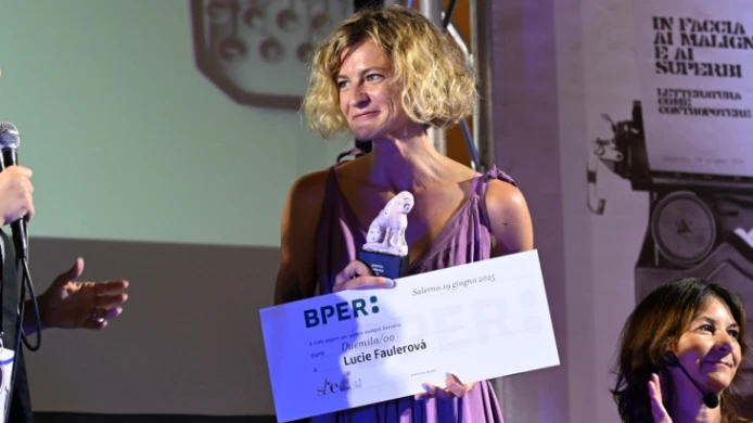 Spisovatelka Lucie Faulerová získala cenu Salerno Libro d'Europa