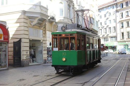 Den Evropy v barvách evropských jazyků a v historické tramvaji
