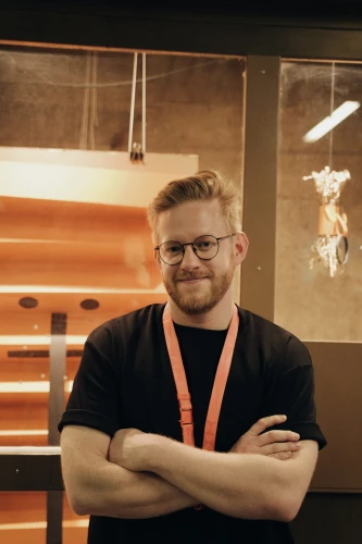 „Jak se máš?“ - Workshop 3D papírové tvorby s Patrikem Antczakem