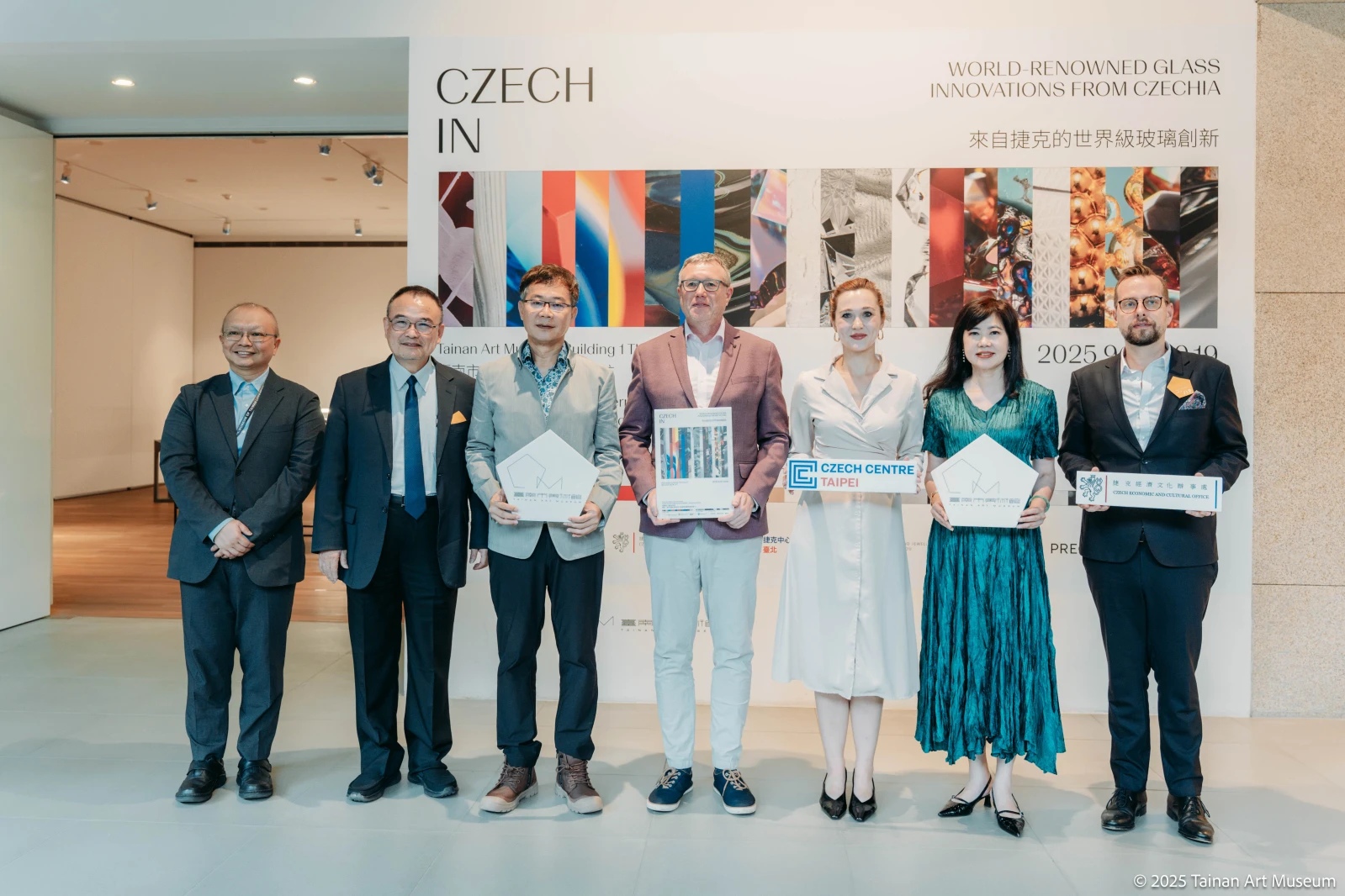 Výstava českého skla CZECH IN v Tchaj-nanu zahájena