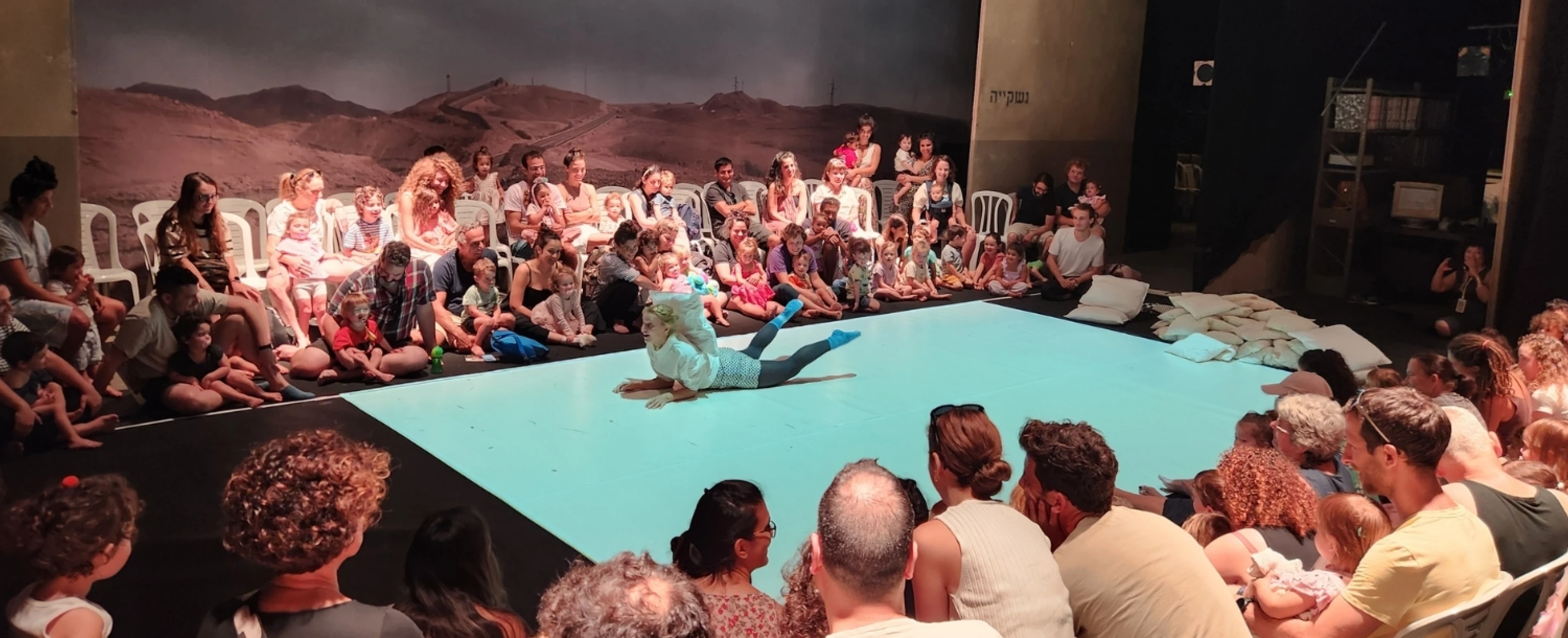 Představení Snílek na mezinárodním festivalu dětského divadla v tel Avivu  © Dana Keren