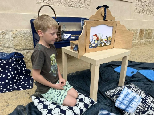 子どものためのワークショップ：藍染めのアポレンカ 受け継ぐ技とデザイン展