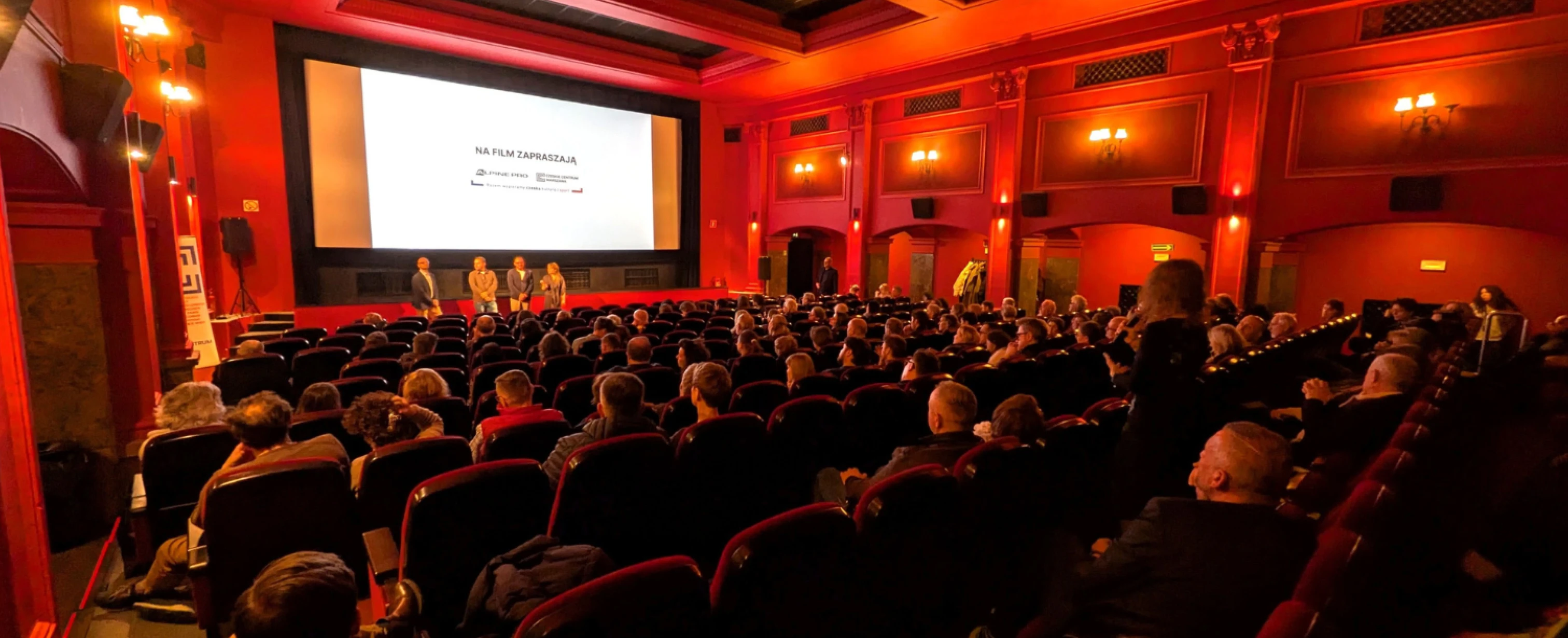 Projekce filmu Neporazitelní © ČC Varšava