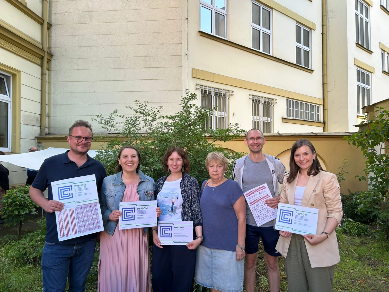 Zakončení letního semestru kurzů českého jazyka / rozlučka s Jakubem Kurzępou a Adélou Vodičkovou