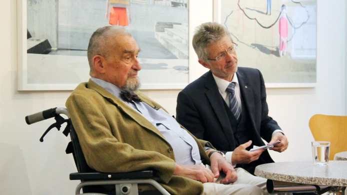 Zemřel významný Evropan, Karel Schwarzenberg. 🖤
