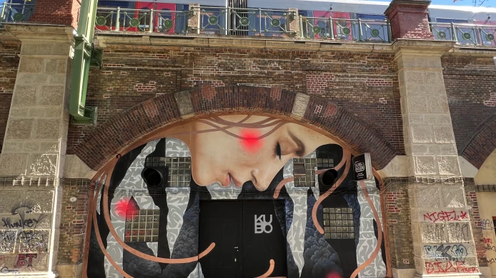 Neues Mural in der Gumpendorfer Straße | Tomáš Starý & Magdaléna Ševčík